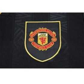 Retro Manchester United 1993/95 Away Jersey - Image 4