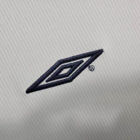 Retro Manchester United 2000/01 Away Jersey - Image 6