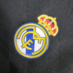 Retro Real Madrid 2011/12 Away Jersey - Image 7