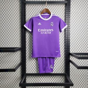 Real Madrid 2016/17 Away Kids Kit
