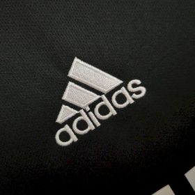 Retro Real Madrid 2004/05 Away Jersey - Image 4