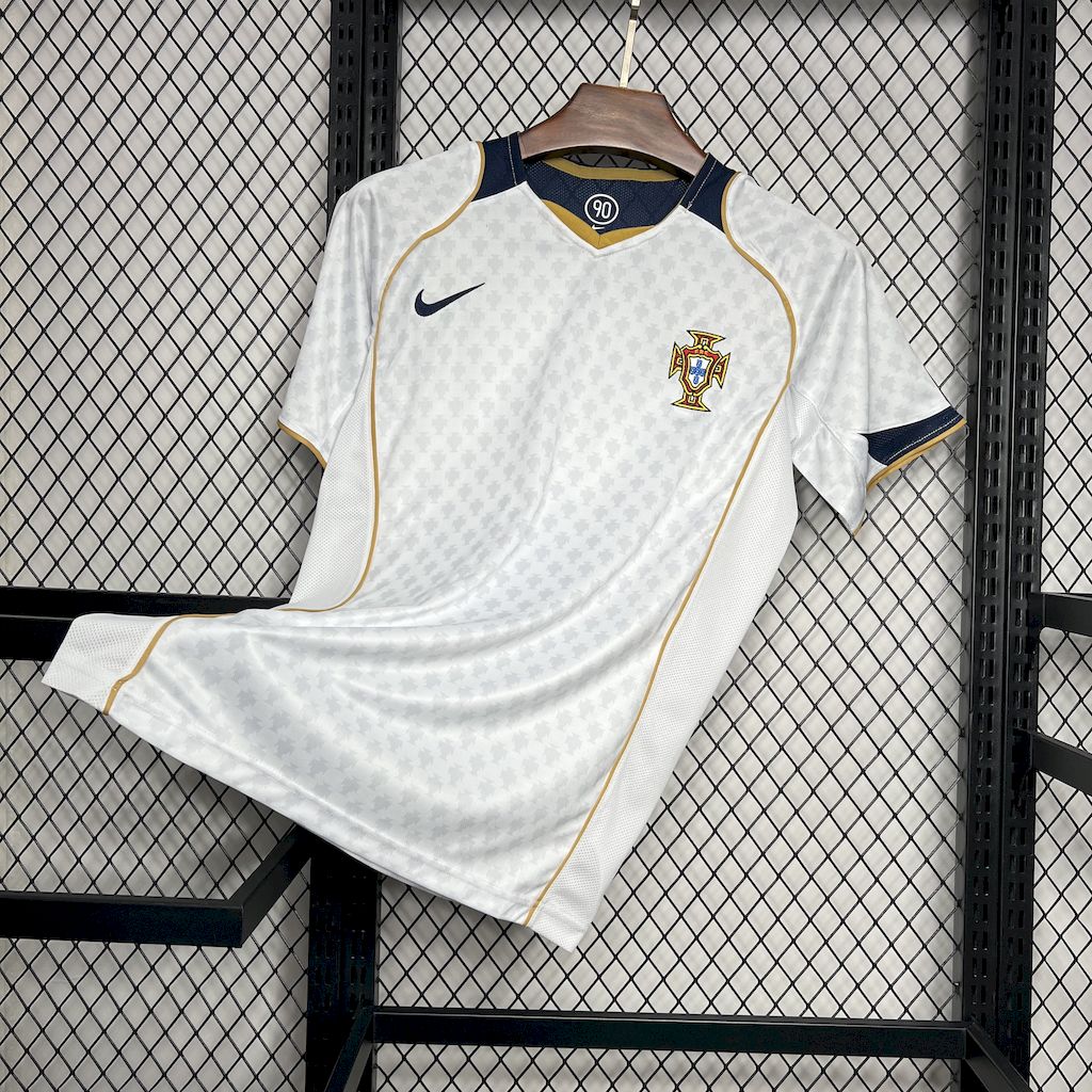 2024082916093245.jpg Retro Portugal 2004 Away Jersey - Image 1