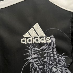 Retro Real Madrid 2014/15 Third Kids Kit - Image 4