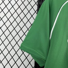 Retro Manchester United 2007/08 Goalkeeper Jersey - Image 9