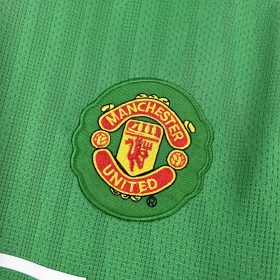 Retro Manchester United 2007/08 Goalkeeper Jersey - Image 7