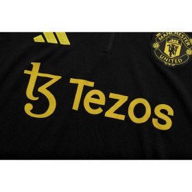 Mens Manchester United 2025/26 Half-Zip Sweater+Pant 14001 - Image 4