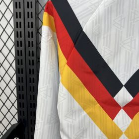 Training uniform Mens Germany 2025 Reversible Jacket - Image 9
