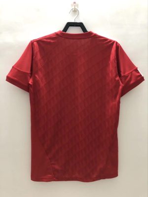 Retro Liverpool 2010/2012 Home Jersey - Image 6