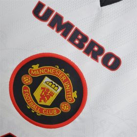 Retro Manchester United 1996/97 Away Jersey - Image 3