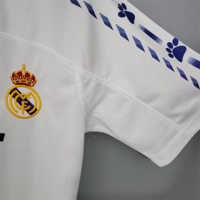 Retro Real Madrid 1996/97 Home Jersey - Image 6
