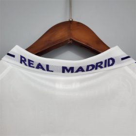 Retro Real Madrid 1996/97 Home Jersey - Image 7