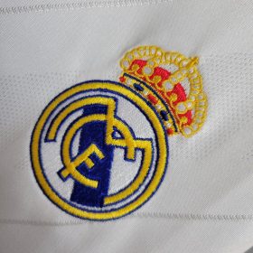 Retro Real Madrid 2017/18 Home Long Sleeve Jersey - Image 6