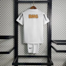 Retro Santos 2011/12 Home Kids Kit - Image 11