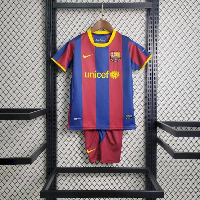 cbedbbb119e668a64da108317144bd5a.webp Retro Barcelona 2010/11 Home Kids Kit - Image 1